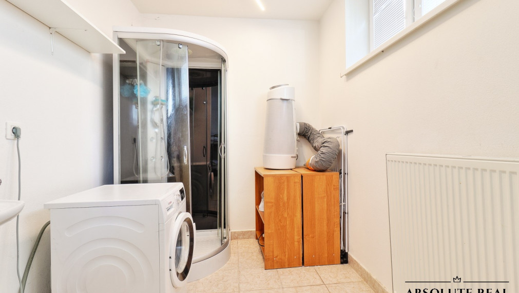 ABSOLUTE REAL / Útulný nebytový priestor v BA – Karlovej Vsi, Jána Stanislava, 36.06 m2