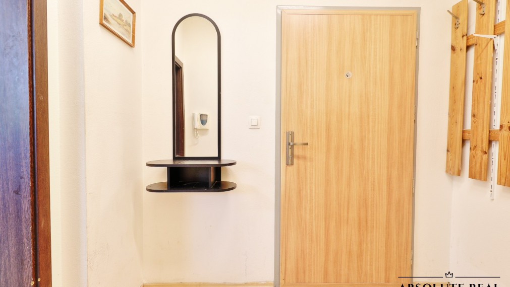 ABSOLUTE REAL / Útulný nebytový priestor v BA – Karlovej Vsi, Jána Stanislava, 36.06 m2