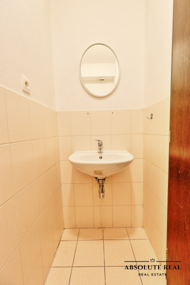 ABSOLUTE REAL / Útulný nebytový priestor v BA – Karlovej Vsi, Jána Stanislava, 36.06 m2