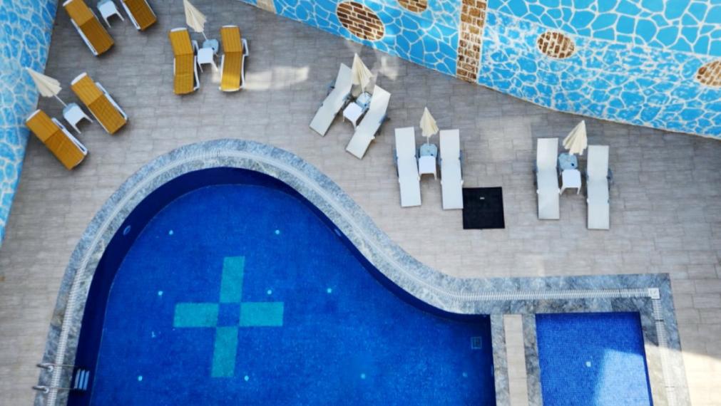 ABSOLUTE REAL / 2i apartmán 47 m2 pri mori, Turecko, Alanya, balkón