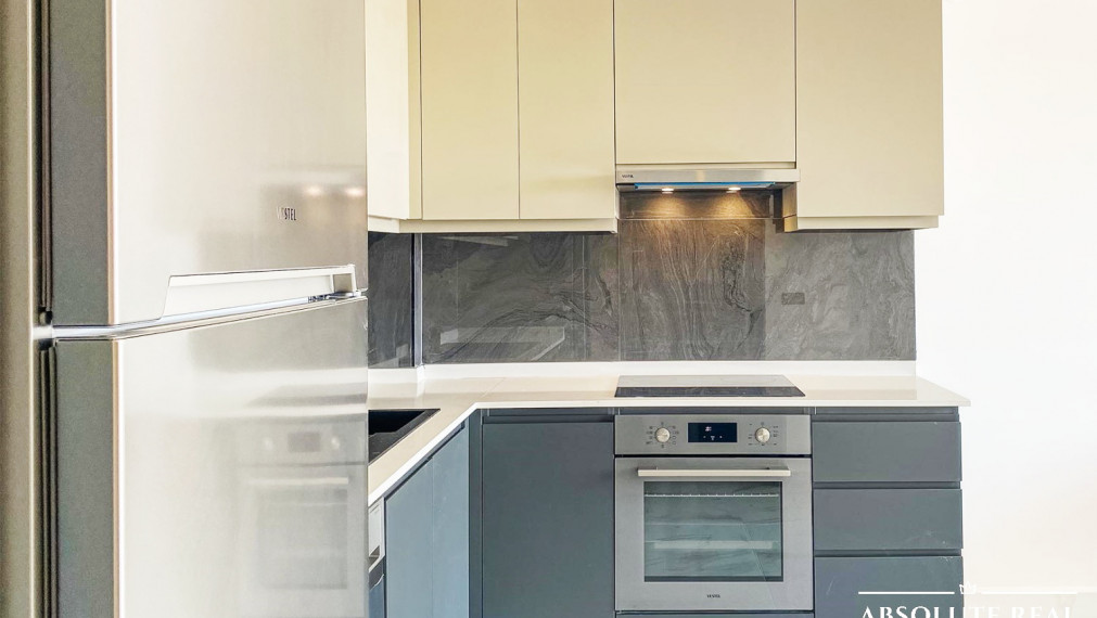 ABSOLUTE REAL / 2i apartmán pri mori, 45 m2, Turecko, Alanya, balkón