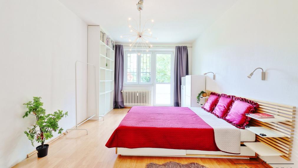 ABSOLUTE REAL / moderný 3i byt v BA – Ružinove, Astrová ulica, 60 m2, tehla, terasa 46 m2, pivnica