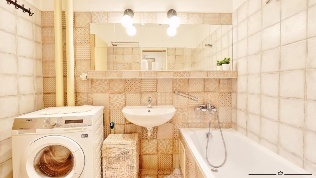 ABSOLUTE REAL / moderný 3i byt v BA – Ružinove, Astrová ulica, 60 m2, tehla, terasa 46 m2, pivnica