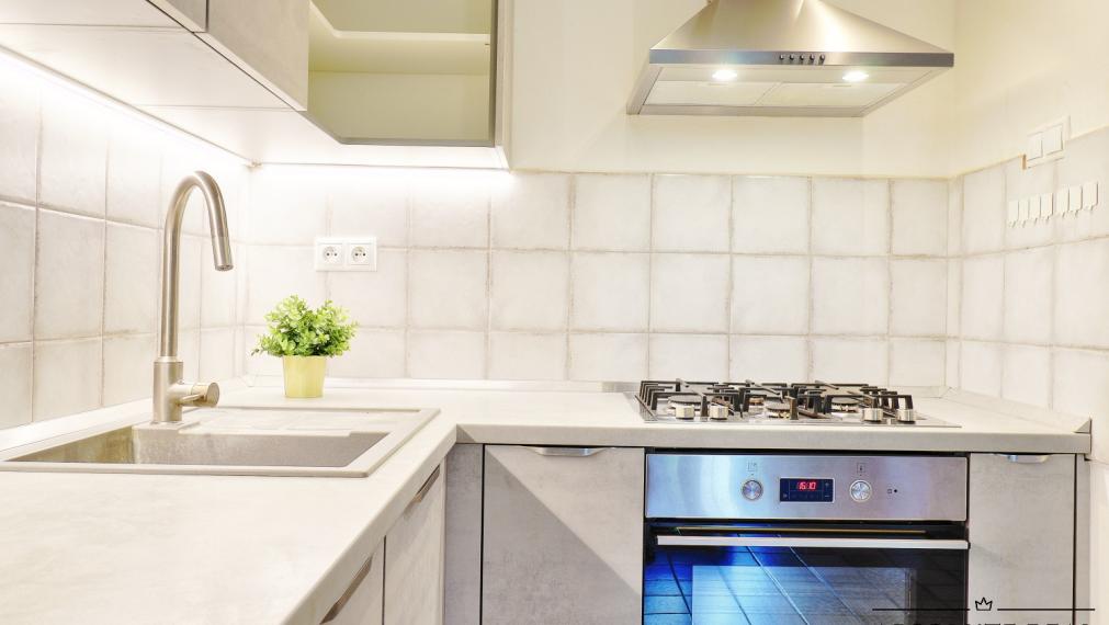 ABSOLUTE REAL / moderný 3i byt v BA – Ružinove, Astrová ulica, 60 m2, tehla, terasa 46 m2, pivnica