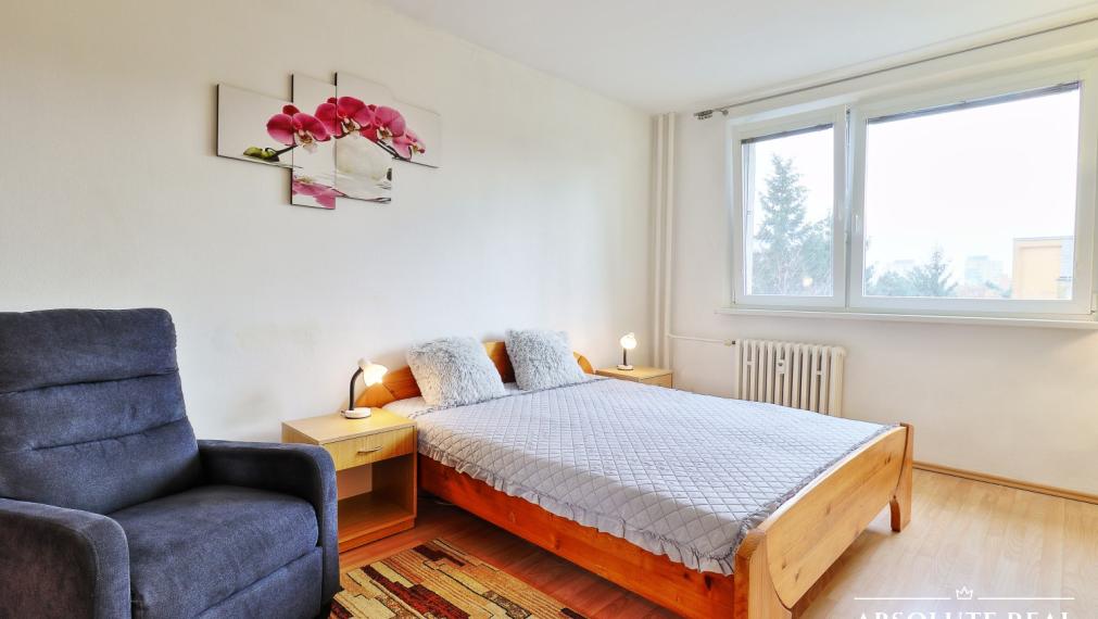 ABSOLUTE REAL / Pekný 1i byt v BA – Dúbravka, Drobného ulica, 33.02 m2, pivnica