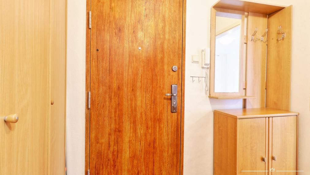 ABSOLUTE REAL / Pekný 1i byt v BA – Dúbravka, Drobného ulica, 33.02 m2, pivnica