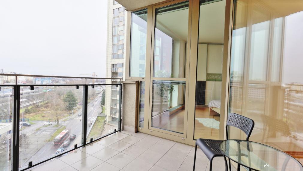 ABSOLUTE REAL / Pekný 3i byt v BA – Petržalka, Vienna Gate, Kopčianska ul., 72 m2, balkón, garáž. státie