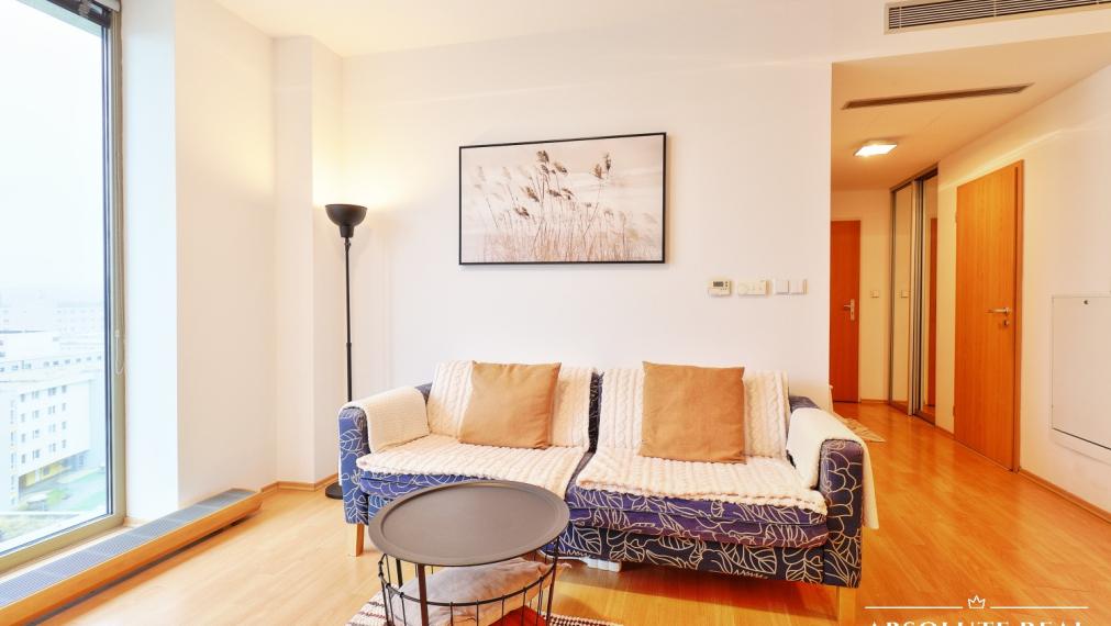 ABSOLUTE REAL / Pekný 3i byt v BA – Petržalka, Vienna Gate, Kopčianska ul., 72 m2, balkón, garáž. státie