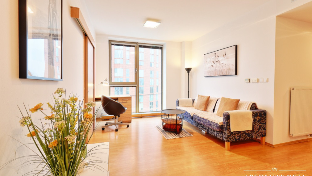 ABSOLUTE REAL / Pekný 3i byt v BA – Petržalka, Vienna Gate, Kopčianska ul., 72 m2, balkón, garáž. státie