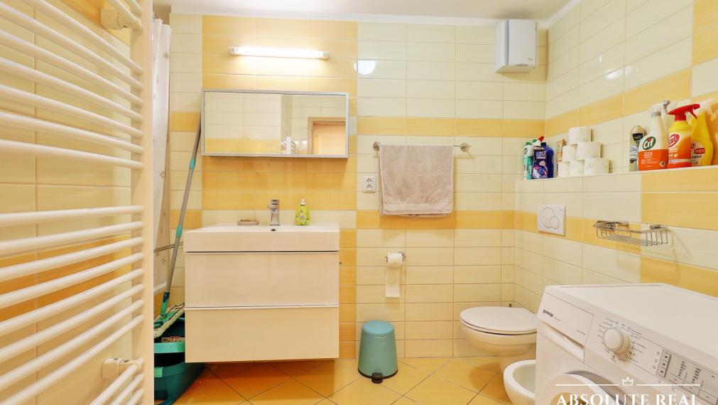 ABSOLUTE REAL / Pekný 3i byt v BA – Petržalka, Vienna Gate, Kopčianska ul., 72 m2, balkón, garáž. státie