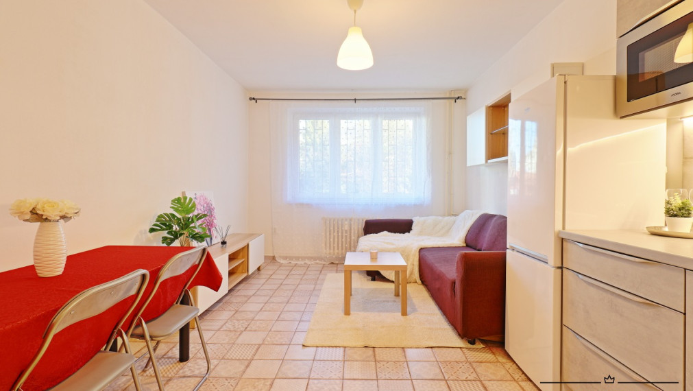 ABSOLUTE REAL / moderný 3i byt v BA – Ružinove, Astrová ulica, 60 m2, tehla, terasa 46 m2, pivnica