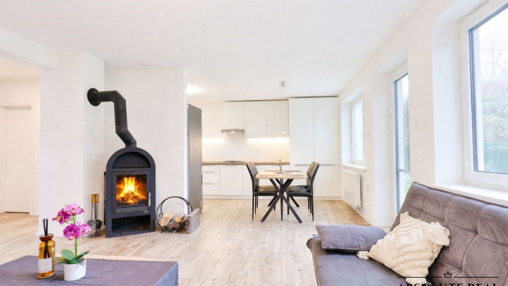 ABSOLUTE REAL / 5i dom, Bratislava DNV – Ílová ulica, 169.5 m2, terasa, záhrada