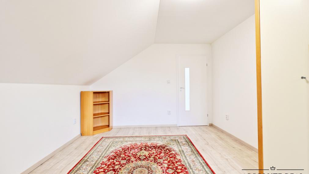 ABSOLUTE REAL / 5i dom, Bratislava DNV – Ílová ulica, 169.5 m2, terasa, záhrada