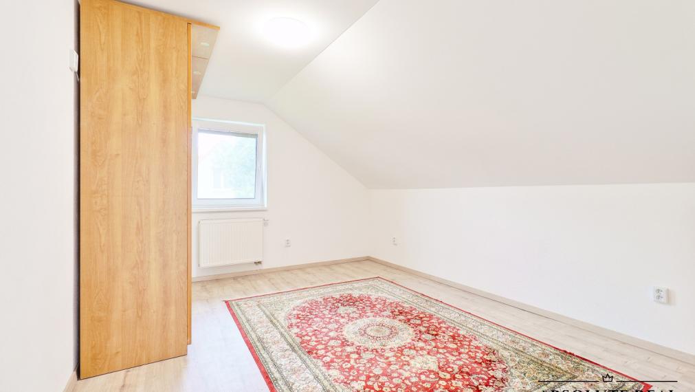 ABSOLUTE REAL / 5i dom, Bratislava DNV – Ílová ulica, 169.5 m2, terasa, záhrada