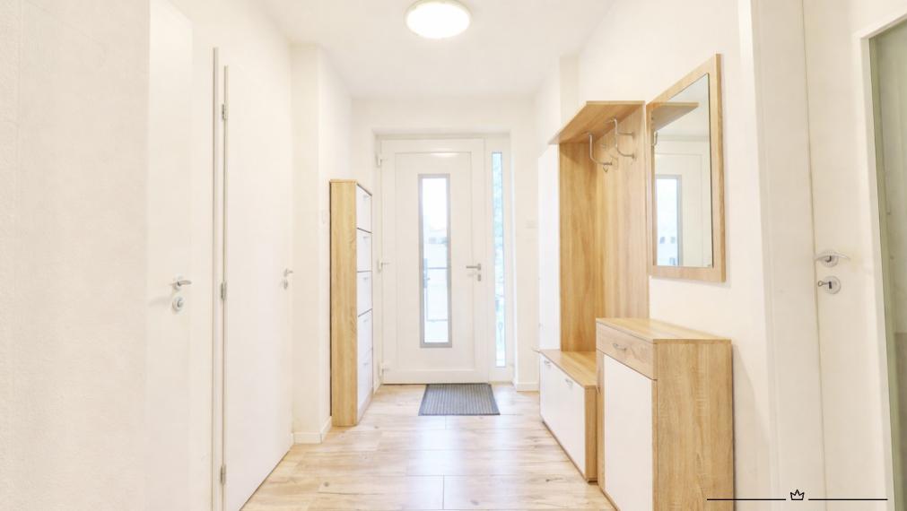 ABSOLUTE REAL / 5i dom, Bratislava DNV – Ílová ulica, 169.5 m2, terasa, záhrada