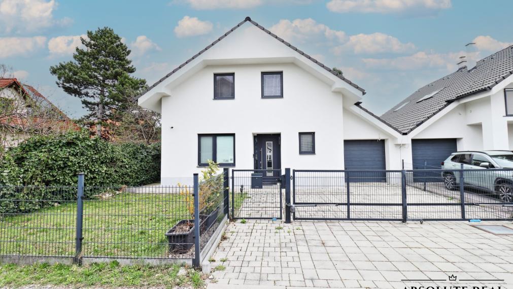 ABSOLUTE REAL / 5i dom, Bratislava DNV – Ílová ulica, 169.5 m2, terasa, záhrada