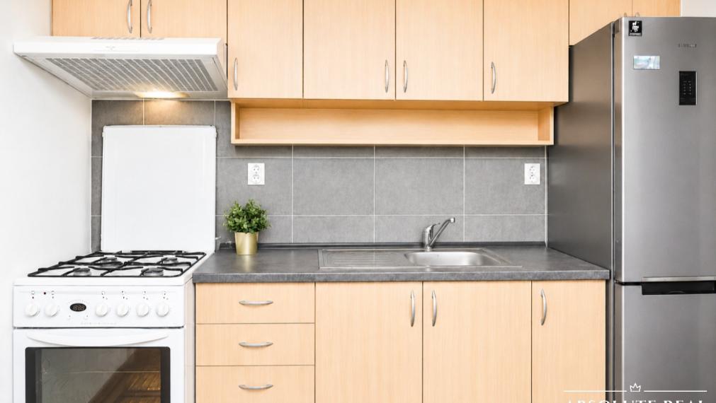 ABSOLUTE REAL / Pekný väčší 1i byt v BA – Ružinov, Vlčie Hrdlo, 41.6 m2, lodžia, klimatizácia