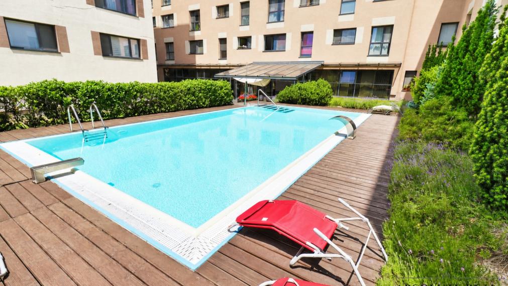 ABSOLUTE REAL / Útulný 2i apartmán v BA – Petržalke, Betliarska ul., bazén, posilňovňa