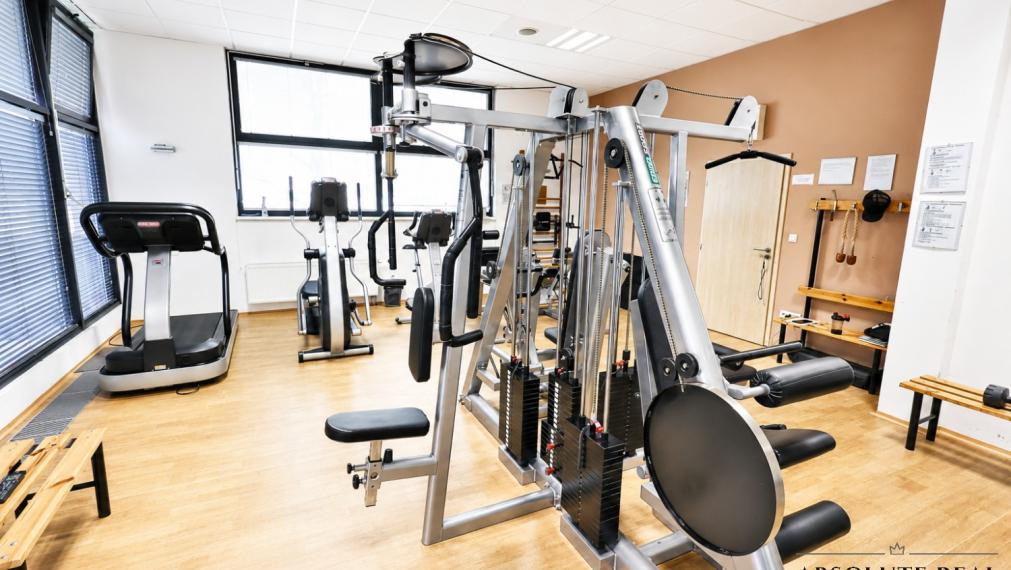ABSOLUTE REAL / Útulný 2i apartmán v BA – Petržalke, Betliarska ul., bazén, posilňovňa