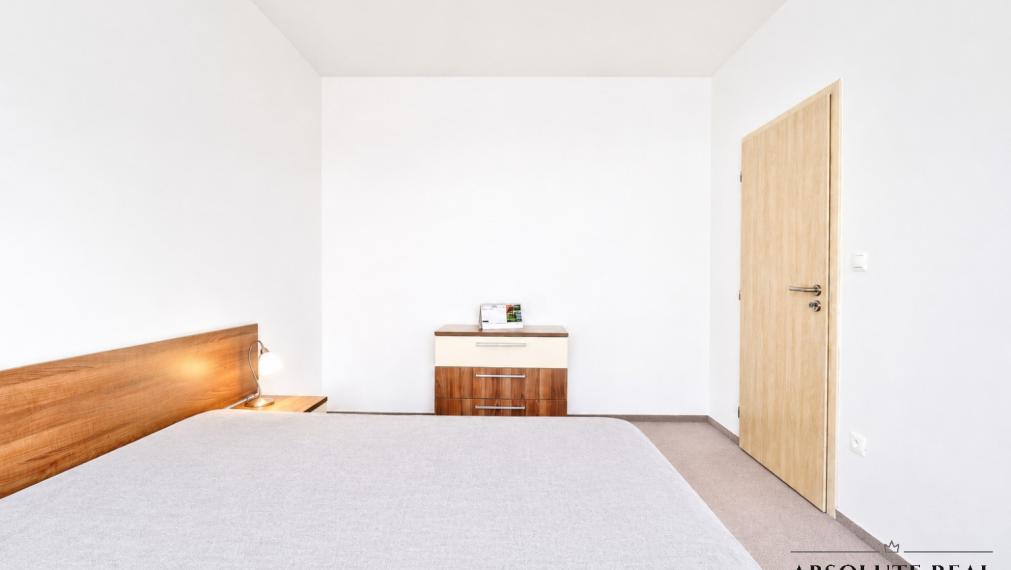 ABSOLUTE REAL / Útulný 2i apartmán v BA – Petržalke, Betliarska ul., bazén, posilňovňa