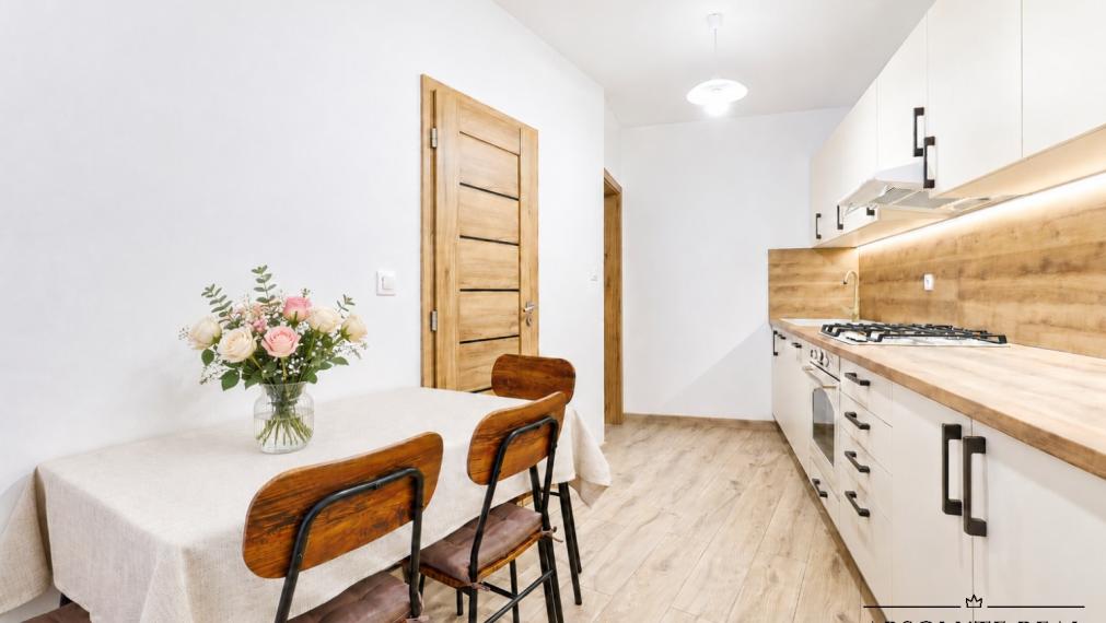 ABSOLUTE REAL / 3i byt, Bratislava – Karlova Ves, Ľ. Fullu, 67 m2, 2x loggia, predzáhradka 44 m2