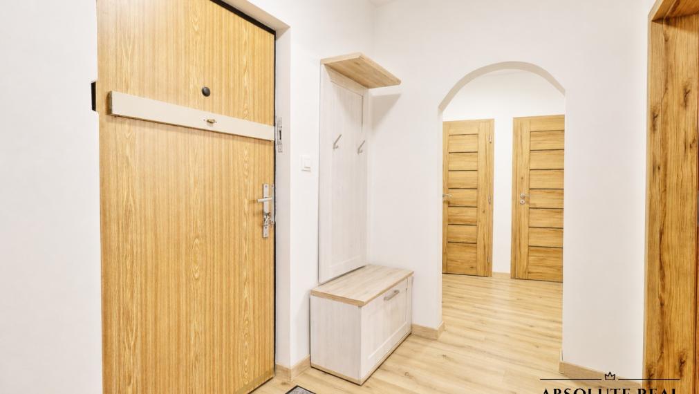 ABSOLUTE REAL / 3i byt, Bratislava – Karlova Ves, Ľ. Fullu, 67 m2, 2x loggia, predzáhradka 44 m2