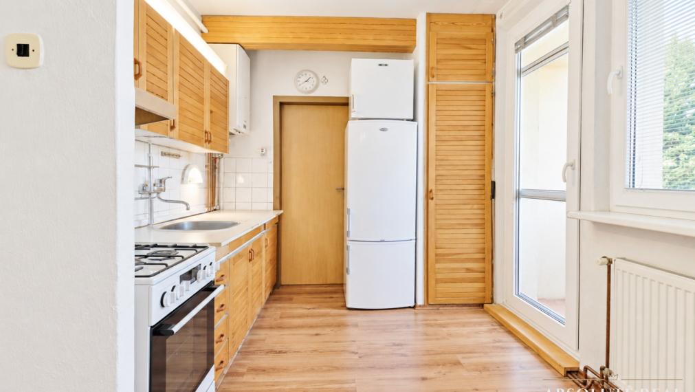 ABSOLUTE REAL / 3i byt s lodžiou Stupava, Školská ul., 72.3 m2, garáž, pivnica