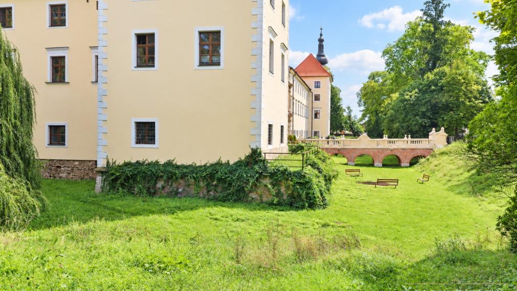 ABSOLUTE REAL / 3i byt s lodžiou Stupava, Školská ul., 72.3 m2, garáž, pivnica