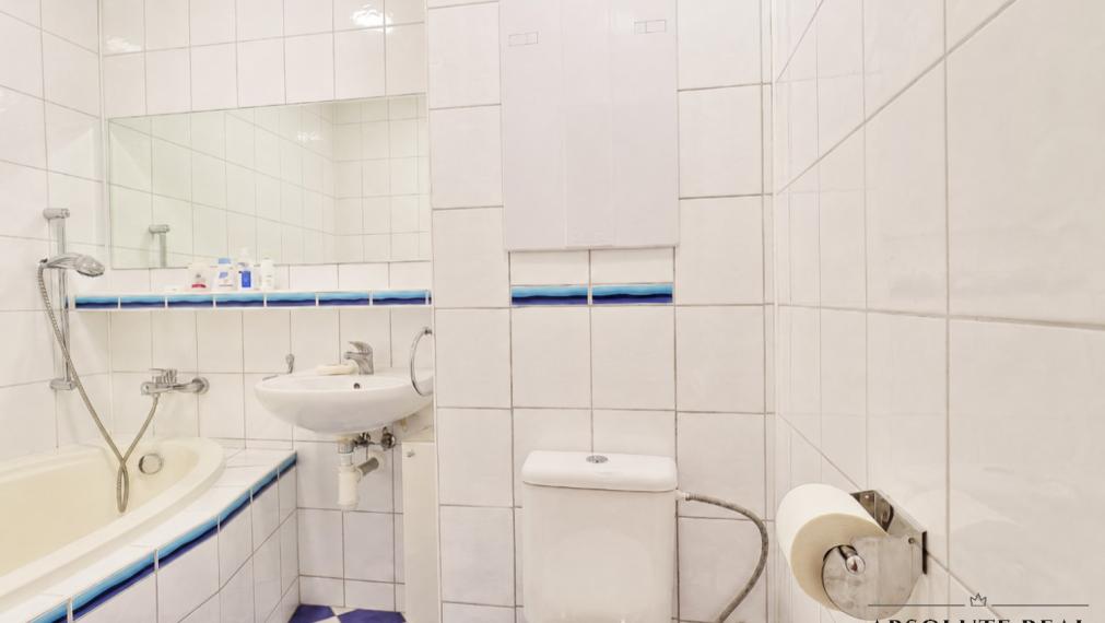 ABSOLUTE REAL / pekný 3i byt v Bratislave – Petržalke, Mlynarovičova ulica, 69.8 m2, lodžia, šatník, pivnica