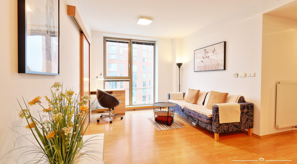 ABSOLUTE REAL / Pekný 3i byt v BA – Petržalka, Vienna Gate, Kopčianska ul., 72 m2, balkón, garáž. státie