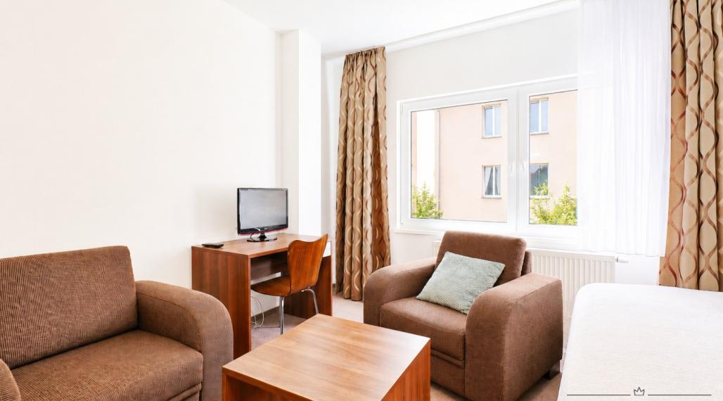 ABSOLUTE REAL / Útulný 2i apartmán v BA – Petržalke, Betliarska ul., bazén, posilňovňa