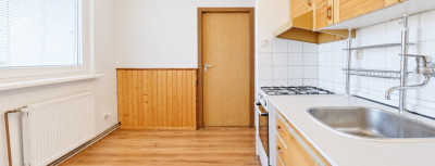 ABSOLUTE REAL / 3i byt s lodžiou Stupava, Školská ul., 72.3 m2, garáž, pivnica