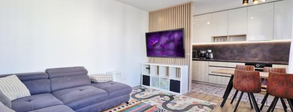 ABSOLUTE REAL / moderný 3i byt v BA – Dúbravke, Agátová ulica, 74.47 m2, balkón, pivnica, vnútorné garážové státie