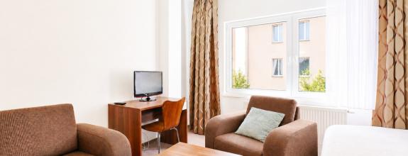 ABSOLUTE REAL / Útulný 2i apartmán v BA – Petržalke, Betliarska ul., bazén, posilňovňa