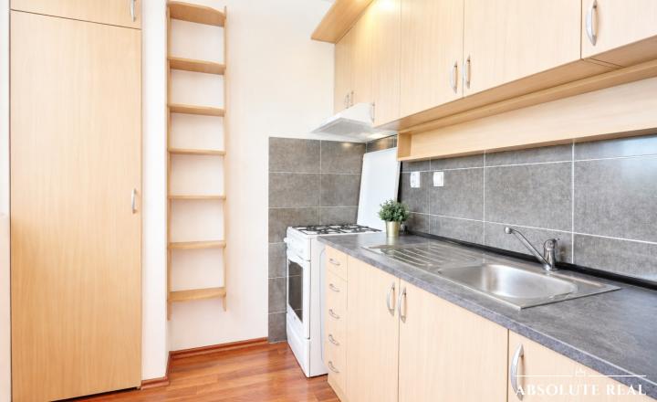 ABSOLUTE REAL / Pekný väčší 1i byt v BA – Ružinov, Vlčie Hrdlo, 41.6 m2, lodžia, klimatizácia - fotografia 5