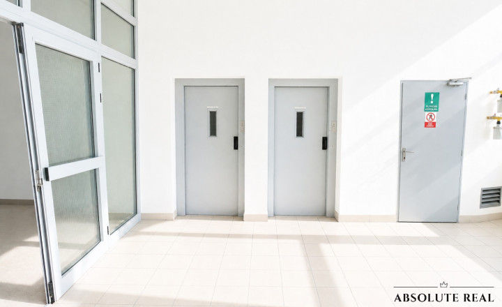 ABSOLUTE REAL / pekný kancelársky priestor (55,2 m2) – KANCELÁRIA, SKLAD, SLUŽBY, Bratislava Dúbravka – Drobného 27. - fotografia 11