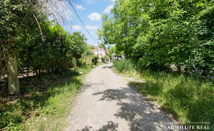 ABSOLUTE REAL / ZÁHRADA 364 m2, BRATISLAVA – DÚBRAVKA, Hanulova ulica, elektrina, mestská voda, oplotenie, chata - fotografia 16